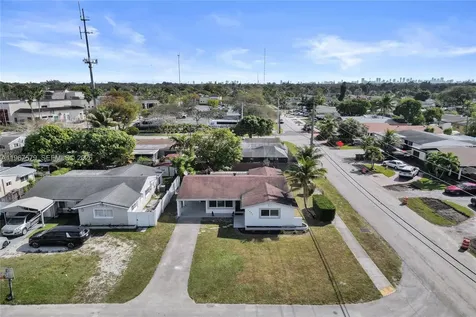3221 SW 67th Way Miramar FL 33023