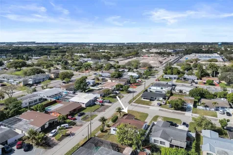 3221 SW 67th Way Miramar FL 33023