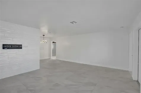 3221 SW 67th Way Miramar FL 33023