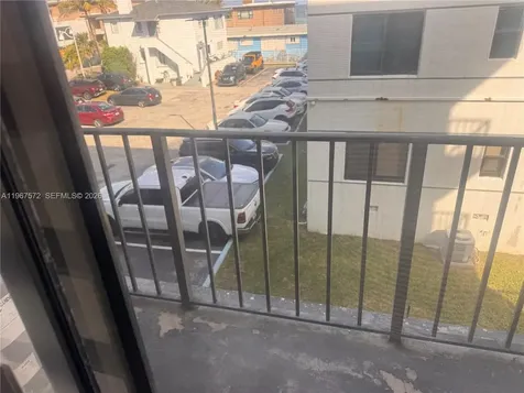 3215 N Ocean Drive Hollywood FL 33019