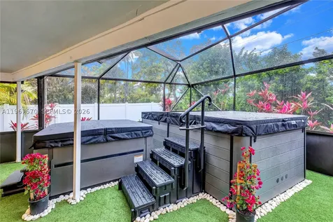 3211 Calle Largo Drive Hollywood FL 33021
