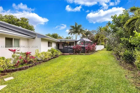 3211 Calle Largo Drive Hollywood FL 33021