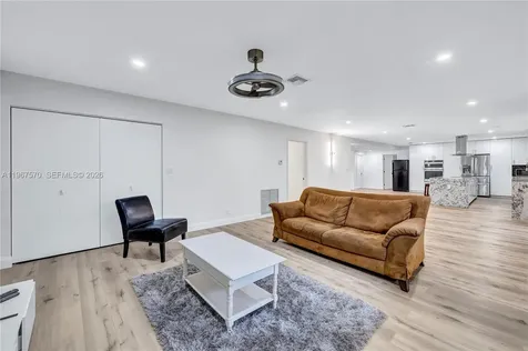 3211 Calle Largo Drive Hollywood FL 33021