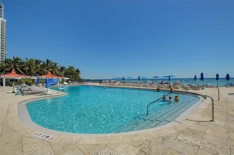 19201 Collins Avenue Sunny Isles Beach FL 33160