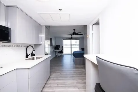 19201 Collins Avenue Sunny Isles Beach FL 33160