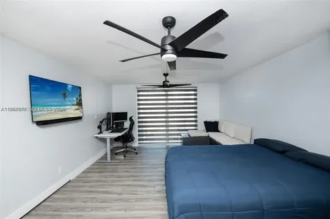 19201 Collins Avenue Sunny Isles Beach FL 33160