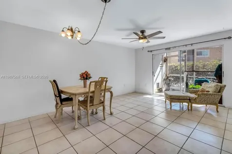 811 SE 4th Avenue Dania Beach FL 33004