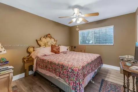 811 SE 4th Avenue Dania Beach FL 33004