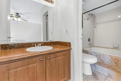811 SE 4th Avenue Dania Beach FL 33004