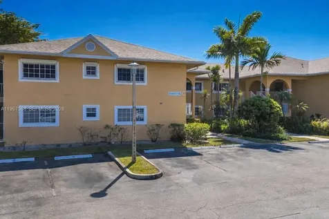 811 SE 4th Avenue Dania Beach FL 33004