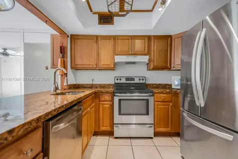 811 SE 4th Avenue Dania Beach FL 33004