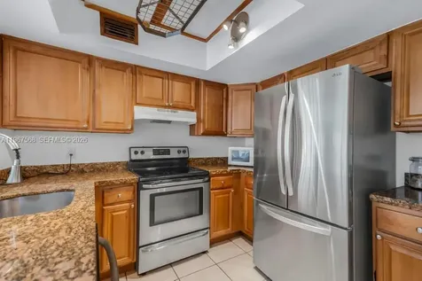 811 SE 4th Avenue Dania Beach FL 33004