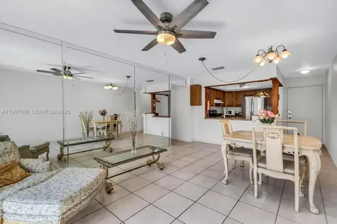 811 SE 4th Avenue Dania Beach FL 33004