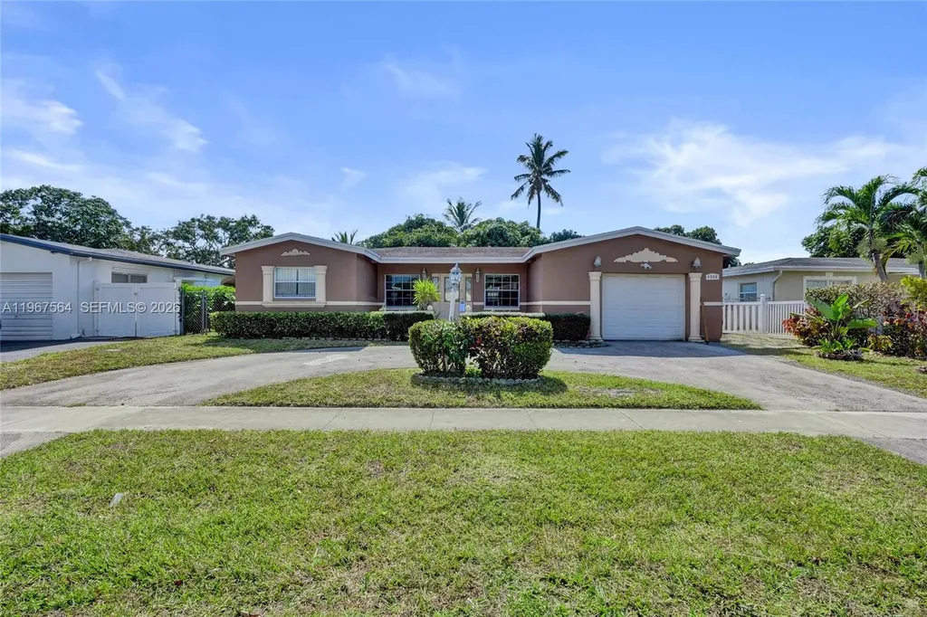 4966 NW 39th Street Lauderdale Lakes FL 33319