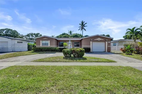 4966 NW 39th Street Lauderdale Lakes FL 33319