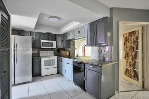 4966 NW 39th Street Lauderdale Lakes FL 33319