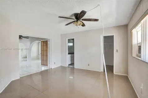 4966 NW 39th Street Lauderdale Lakes FL 33319