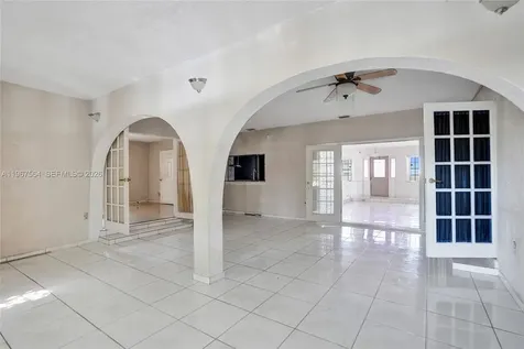 4966 NW 39th Street Lauderdale Lakes FL 33319