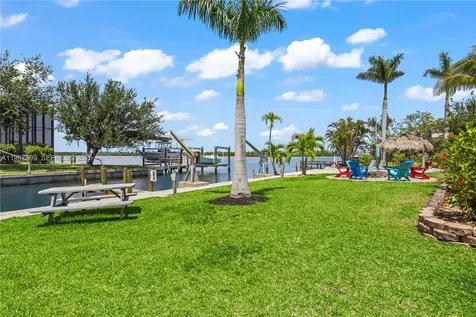 12200/12210 Shoreview Drive Matlacha FL 33993