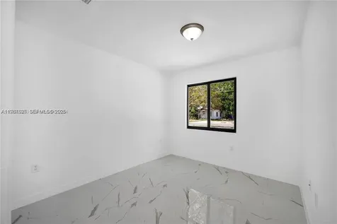 673 NW 14 Florida City FL 33034