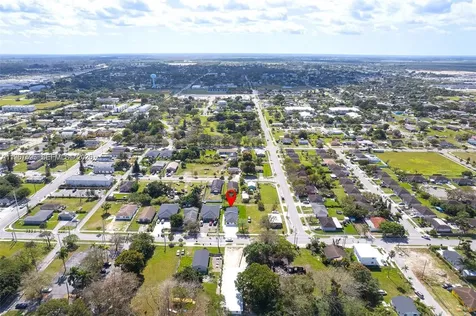 673 NW 14 Florida City FL 33034