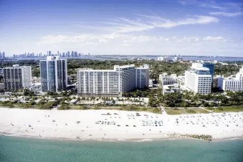 2899 Collins Avenue Miami Beach FL 33140