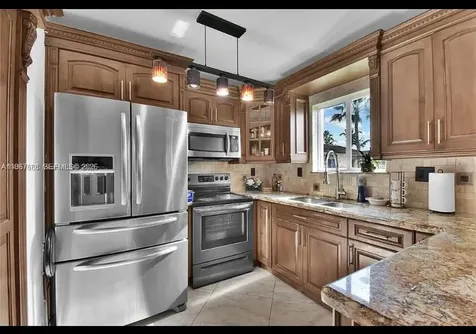 985 NE 33rd Terrace Homestead FL 33033
