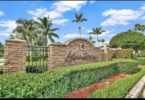 985 NE 33rd Terrace Homestead FL 33033