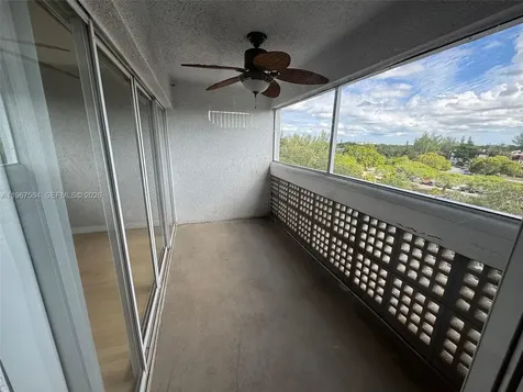 3301 Spanish Moss Terrace Lauderhill FL 33319