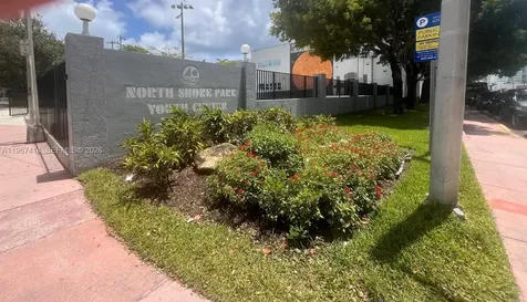 7207 Bay Drive Miami Beach FL 33141