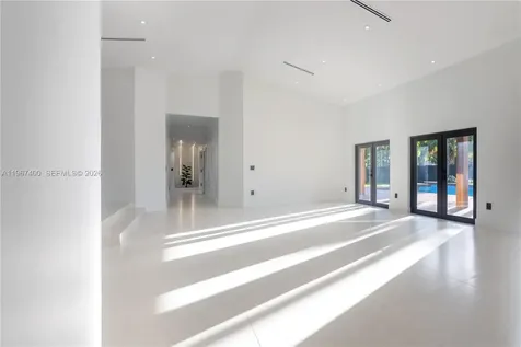 6650 SW 94th Avenue Miami FL 33173
