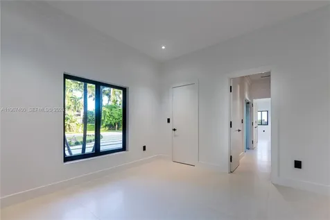 6650 SW 94th Avenue Miami FL 33173