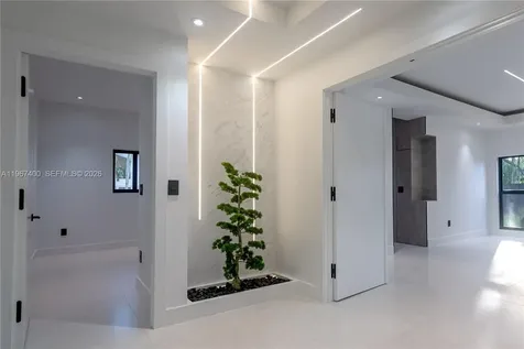 6650 SW 94th Avenue Miami FL 33173