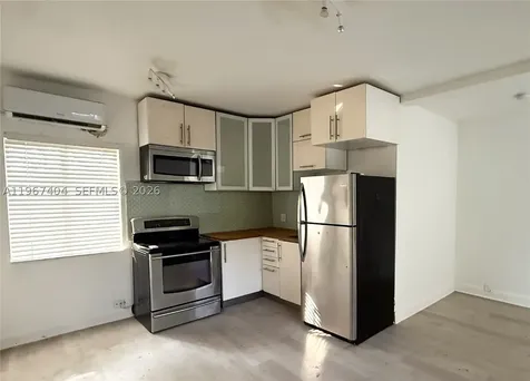 648 NE 80th Street Miami FL 33138