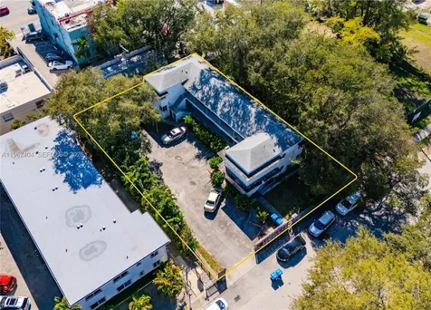 648 NE 80th Street Miami FL 33138