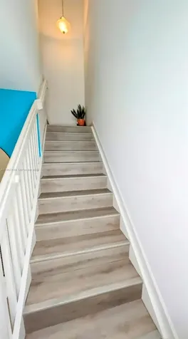 17038 SW 95th Terrace Miami FL 33196