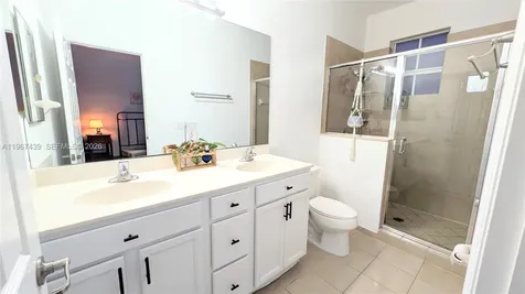 17038 SW 95th Terrace Miami FL 33196