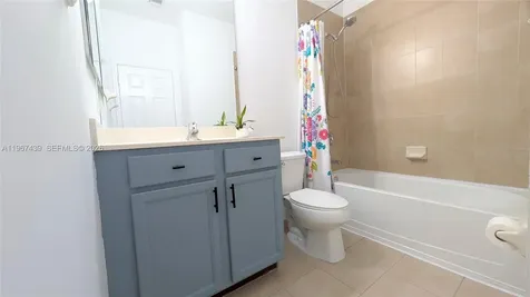17038 SW 95th Terrace Miami FL 33196