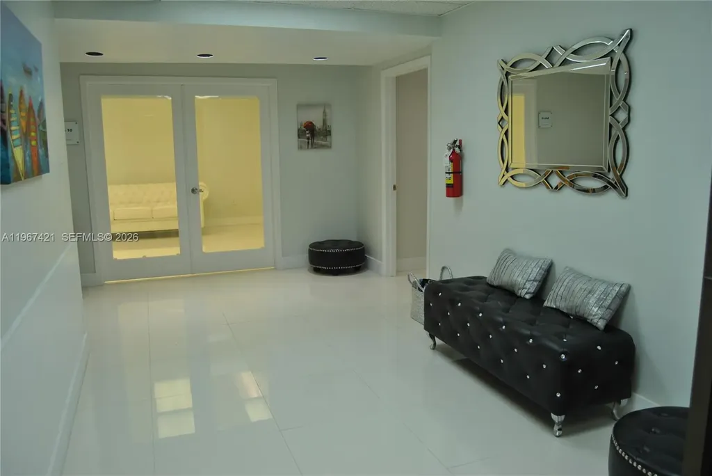 3213 N Ocean Boulevard Fort Lauderdale FL 33308