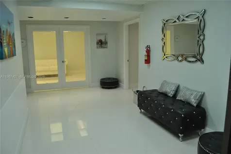 3213 N Ocean Boulevard Fort Lauderdale FL 33308