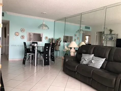 4806 NW 36th Street Lauderdale Lakes FL 33319