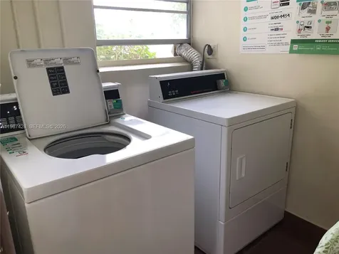 4806 NW 36th Street Lauderdale Lakes FL 33319