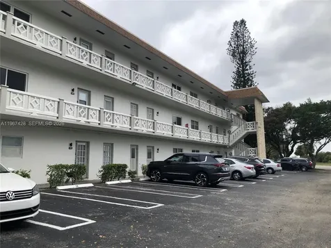 4806 NW 36th Street Lauderdale Lakes FL 33319