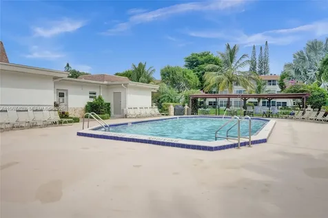 4806 NW 36th Street Lauderdale Lakes FL 33319