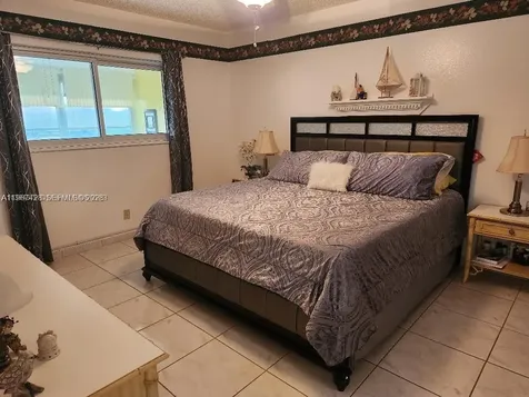 4806 NW 36th Street Lauderdale Lakes FL 33319