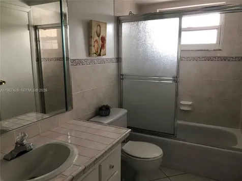 4806 NW 36th Street Lauderdale Lakes FL 33319
