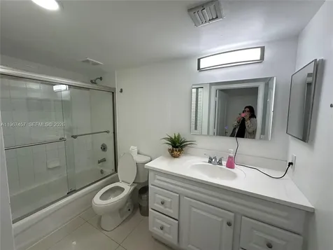 1200 Brickell Bay Drive Miami FL 33131