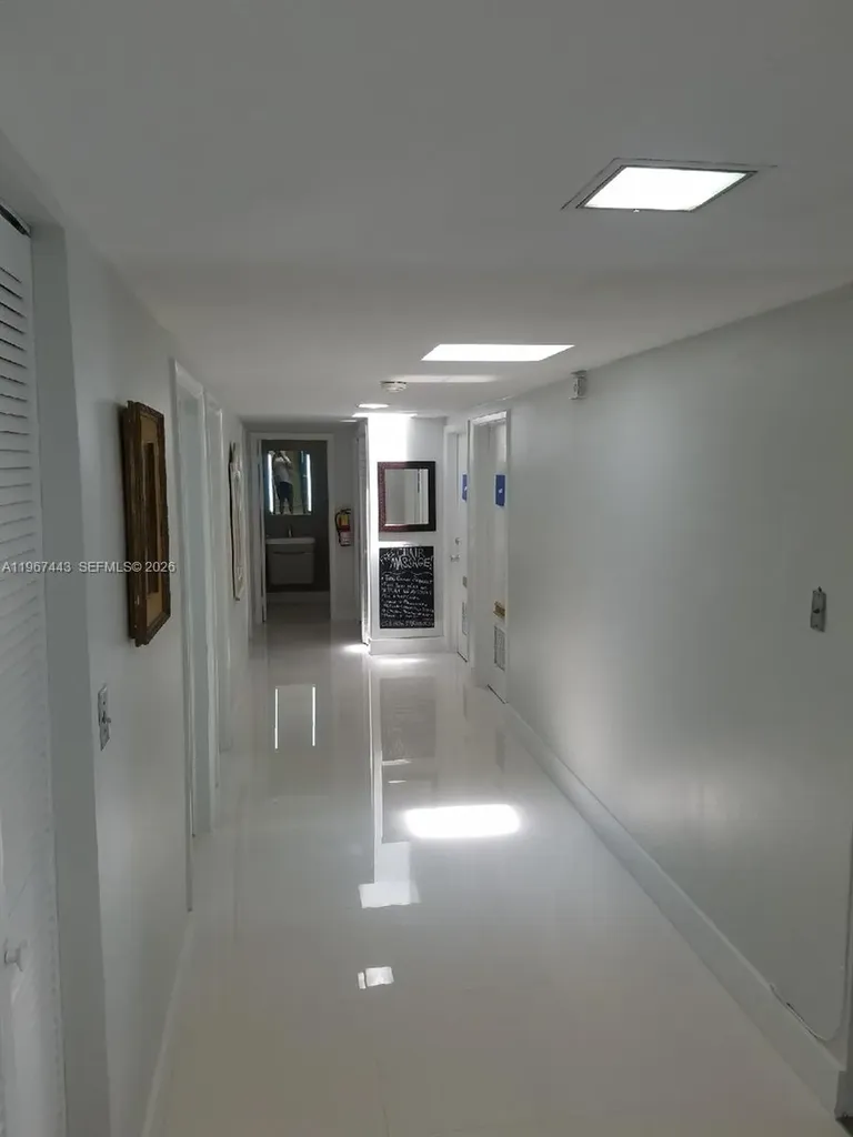3213 N Ocean Boulevard Fort Lauderdale FL 33308