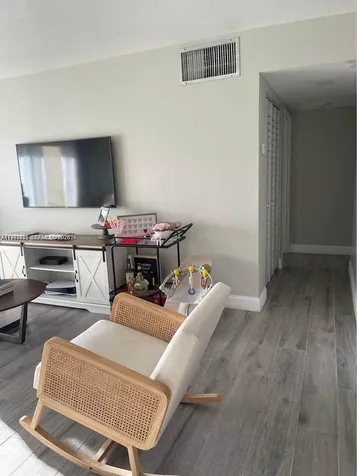5221 Geneva Way Doral FL 33166