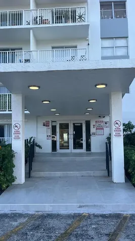 16465 NE 22nd Avenue Sunny Isles Beach FL 33160
